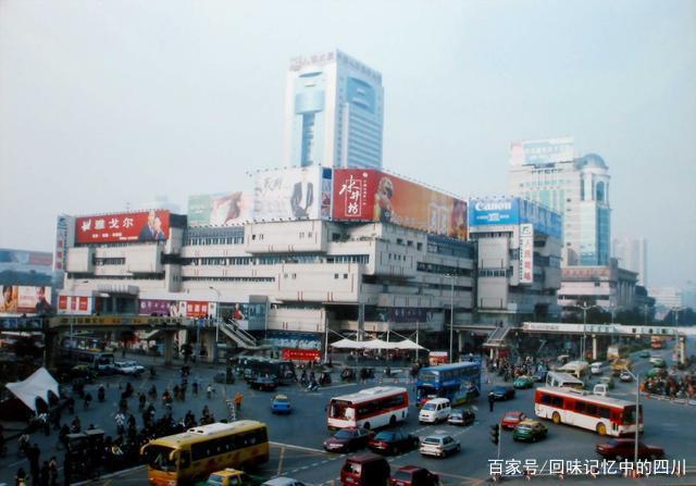 成都人民商场 百货零售的璀璨明珠